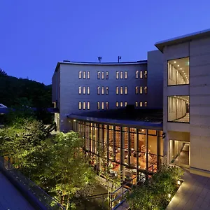 **** Hotel Hyatt Regency And Japan